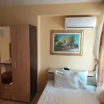 Hotell Femili Diveda