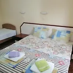 Femili Diveda מלון סבטי ולאס