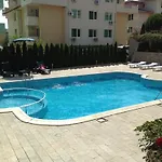 Hotell Femili Diveda 2*