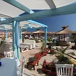 Femili Diveda Hotell 2*