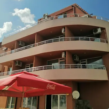 Femili Diveda Szálloda Szveti Vlasz