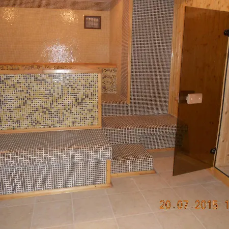 Femili Diveda فندق 2*