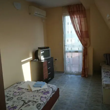 מלון Femili Diveda