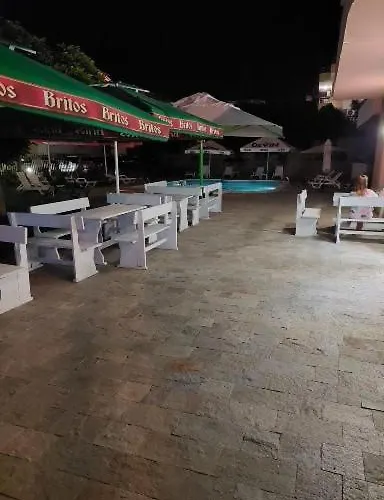 Femili Diveda 2* סבטי ולאס