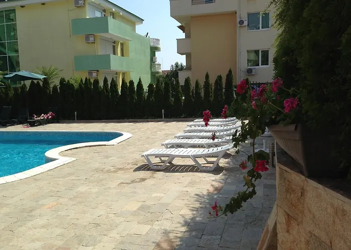 Femili Diveda סבטי ולאס