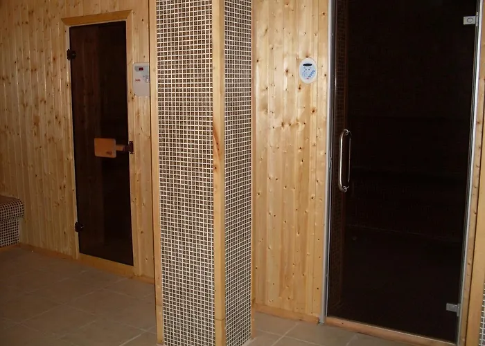 מלון Femili Diveda 2*