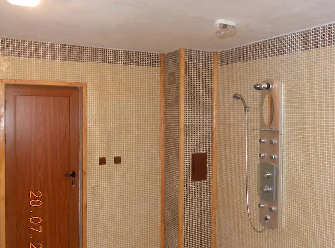 Femili Diveda 2* סבטי ולאס