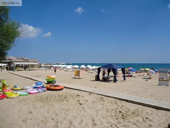 Femili Diveda מלון סבטי ולאס