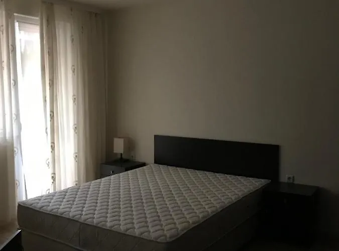 Femili Diveda סבטי ולאס